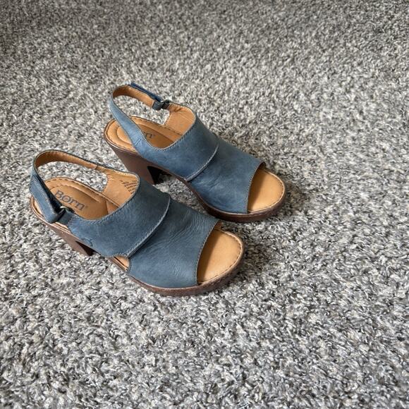 BORN WEKIVA Blue Leather Open Toe Slingback Pumps Sandals Block Heel Sz 7 Chunky - Picture 2 of 11